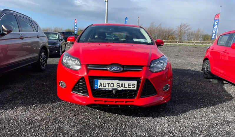 
								Ford Focus 2014 1.0 ECO BOOST full									