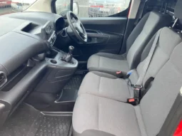 
										2019 Opel Combo L1h1-1.5 100PS Diesel full									