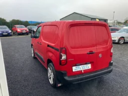
										2019 Opel Combo L1h1-1.5 100PS Diesel full									