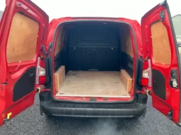 
										2019 Opel Combo L1h1-1.5 100PS Diesel full									