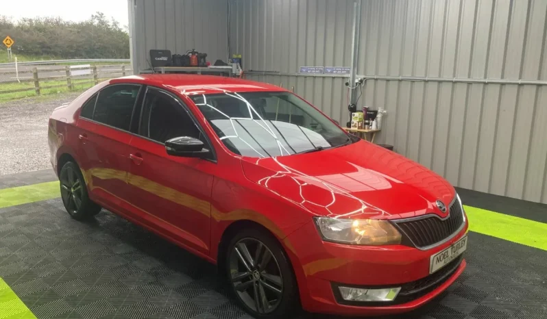 
								SKODA RAPID 1.2 SPORT full									